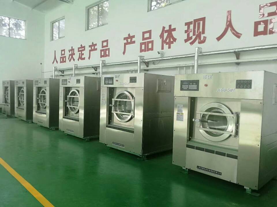 裝修過的洗衣房 裝修過的洗衣房